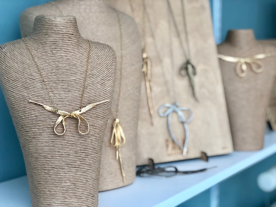Horizontal Shoelace Necklace